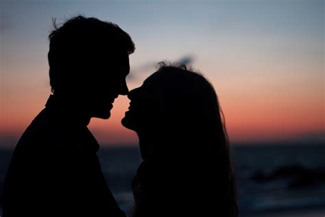 5184x3456 Man Kiss Creative Commons Images Kissing Ocean Sunrise