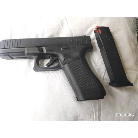 Vend Glock 17 Pak 9mm Neuf Avec Embout Goupillon Manuel D