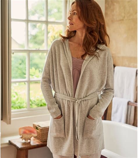 Dove Grey Womens Short Dressing Gown With Hood Woolovers Us