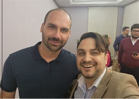 Eduardo Bolsonaro S Est R Uni Buenos Aires Avec Les Droites Extr Mes