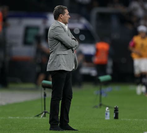 Estreante Contra Del Valle Luxemburgo Fala De Momento Do Corinthians