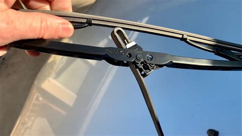 Subaru Windshield Wiper Replacement Guide