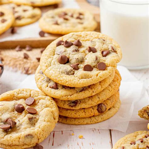 Best Chewy Chocolate Chip Cookie Recipe