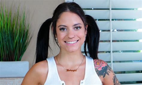 Melody Foxx Nabs Lethal Hardcore Cover More AVN