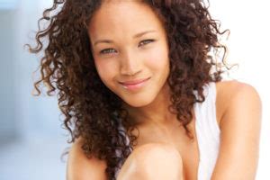 The Feminist Guide To Flirting Respectfully With Latina Women Everyday Feminism