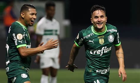 Atua Es Enm Palmeiras Vence Coritiba Em Show De Trio Ofensivo