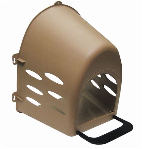 Farm Innovators Plastic Nest Box