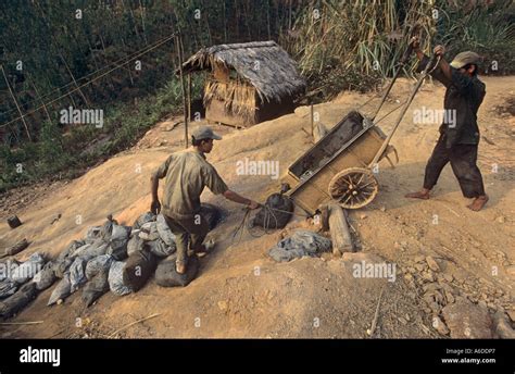 Operaciones Mineras Subterraneas Fotograf As E Im Genes De Alta