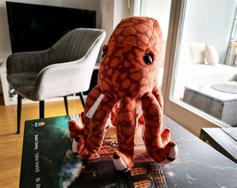 Terrifyingly Cute Feed The Kraken Plush Toy Funtails