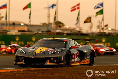 4 Corvette Racing Corvette C8r Gtlm Tommy Milner Nick Tandy