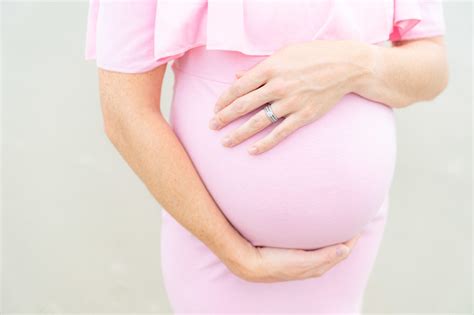 6 Tips For Your Maternity Session The Living Lenz