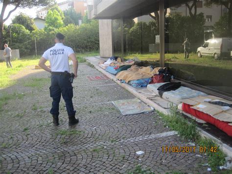 Mestre Cinque Interventi Della Polizia Locale Sgomberi E Sequestro Di