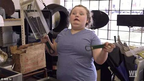 Mama June Pines For A Wedding As Josh Proposes To Pumpkin On From Not To Hot Daily Mail Online