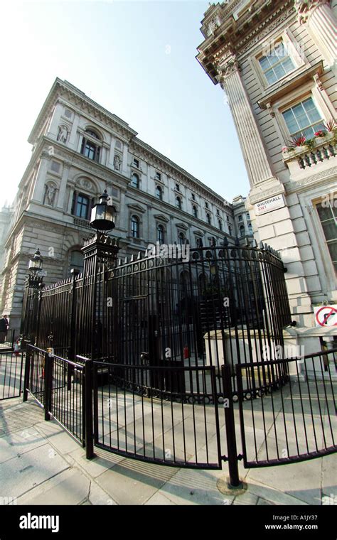 Downing street london Stock Photo - Alamy