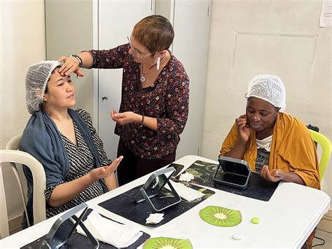 Les ateliers socio esthétique des moments privilégiés pour embellir