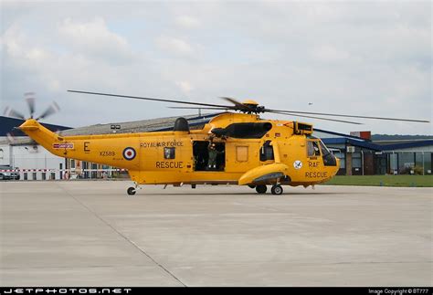 Xz589 Westland Sea King Har3 United Kingdom Royal Air Force Raf