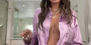 Mia Khalifa Nude Bathroom Striptease Video Leaked Tnaflix