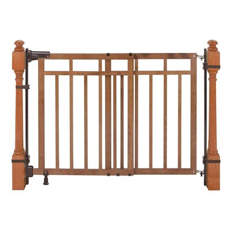 Summer Infant 33 In Banister And Stair Gate With Dual Installation Kit