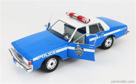 GREENLIGHT 19106 Scale 1 18 CHEVROLET CAPRICE POLICE NEW YORK CITY