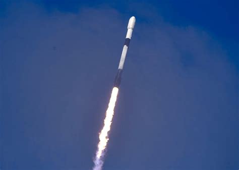 Spacex Launches Ses O3b Mpower 5 And 6 Satellites From Cape Canaveral