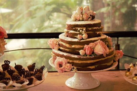 Naked Cake De Chocolate E Pistache