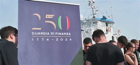 Ad Ancona I Anni Della Guardia Di Finanza