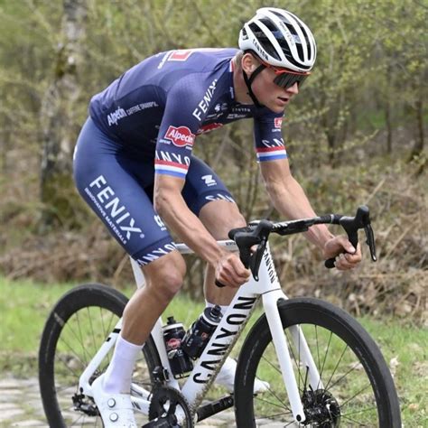 La Canyon Aeroad Cfr De Van Der Poel Para La Par S Roubaix