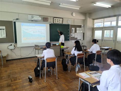 学校法人精華学園 精華高等学校 【スクールライフ】スーパーグローカルsgコース 高大連携授業（立命館大学）