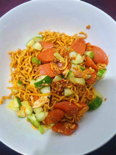 Resep Mie Goreng Nyemek Sosis Dewi Ratih Purnama