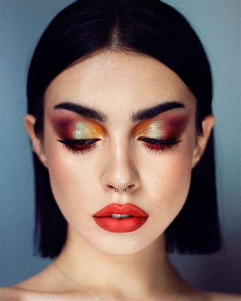 Pin By Luisa On Maquillaje Ideas In 2024 Metallic Eyes Makeup Eye