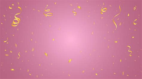 Золотая крошечная конфетти и лента стримера падают на розовый фон ...