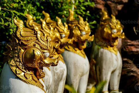 Chinese temple statue 14446768 Stock Photo at Vecteezy