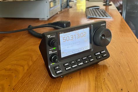 ICOM IC 7100 ICOM IC 7100 HF VHF UHF Base Mobile 49 OFF