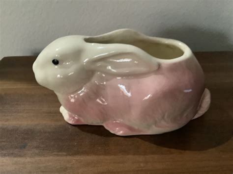 Vintage Rabbit Planter Ceramic Pink White Excellent Condition 65 Long Ebay