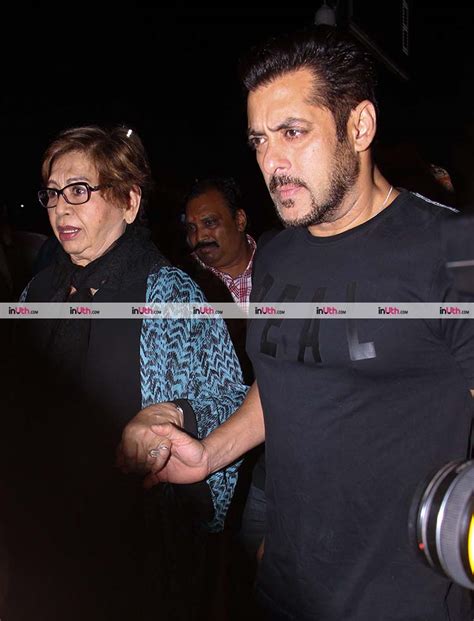 salman khan and helen all geared up for iifa 2017 | Salman Khan leaves ...