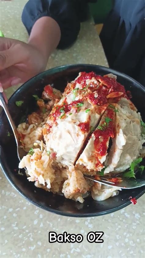 Menu Bakso Oz Yang Berlokasi Di Depan Pasar Andir Bayongbong Jajanan