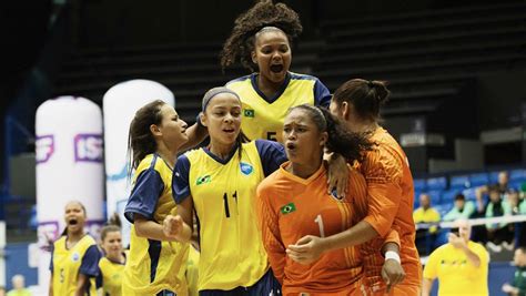 Colégio Estadual Guilherme Dourado - Time feminino do Colégio Estadual Guilherme Dourado é vice-campeão no ...