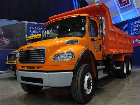 Navistar – Trucking Machinery