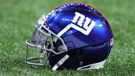 Giants News 10 7 Giants Defeat Seahawks Isaiah Simmons Tyrone Tracy