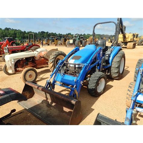 New Holland Tc45d Farm Tractor Jm Wood Auction Company Inc