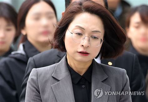 뇌물·직권남용 혐의 은수미 성남시장 내달 다시 법정 선다 나무뉴스