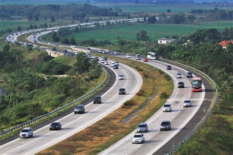 Jalan Tol Dengan Pemandangan Terindah Di Indonesia Imagesee