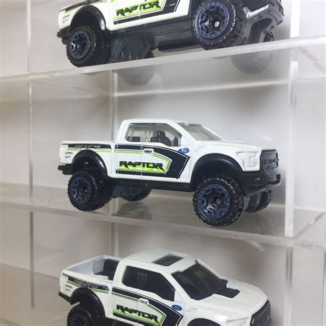 Jual Hot Wheels 17 Ford F 150 Raptor New Loose HARGA SATUAN White Shopee Indonesia