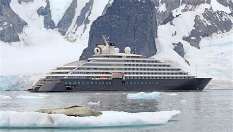 Luxury Antarctica Experiences – Global