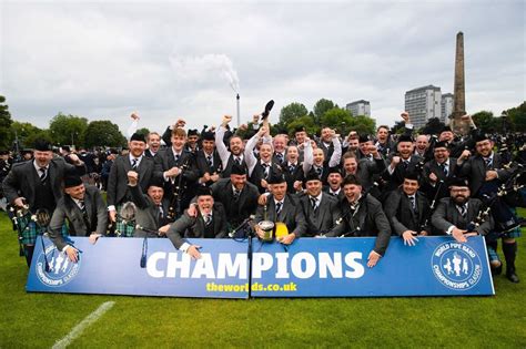 West Coast Today News Campbeltown Men Part Of World Champion Pipe Bands