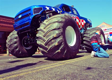 Highway 99 Monster Truck Captain Usa Monster Truck At The Flickr