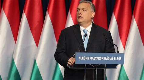 A középiskolásoknak is nagy ígéretet tett Orbán Viktor Blikk