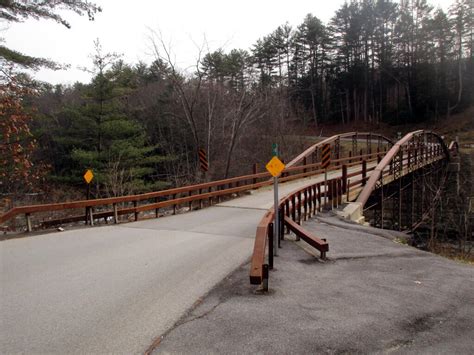 Hadley Parabolic Bridge | Maps, Photos, Videos, Aerial Photography ...