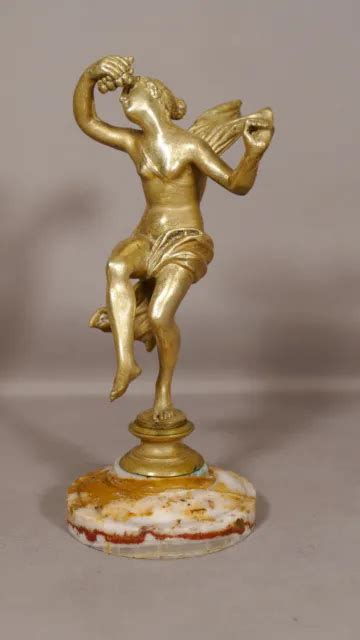 STATUETTE EN BRONZE Femme à l Antique Dansant Socle Onyx époque Fin