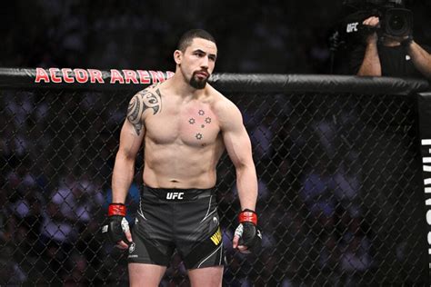 Robert Whittaker Denies Turning Down Khamzat Chimaev Fight